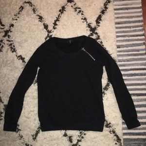 GAP sweatshirt